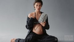 MICHAEL KORS携手超模Grace Elizabeth推出2024年母亲节广告