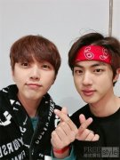 B1A4灿多观看BTS演唱会 为挚友