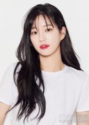 演员李侑菲与新经纪公司签约