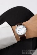 NOMOS Glashütte节日季倾心呈现全