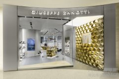 Giuseppe Zanotti上海国金中心全新