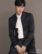 B1A4成员郑振永将在今日举行 V LIVE进行特