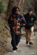 玩转双面风格 全新BAPE® ROAD 