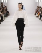 CAROLINA HERRERA 2022秋冬系列