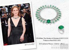 朱丽安•摩尔（Julianne Moore）佩