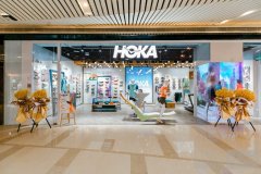 飞抵华北，再启新程 HOKA ONE 