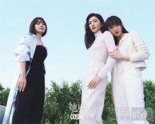 李浩菲身着CLAUDIE PIERLOT 2022秋冬针织夹克续写欢乐颂