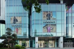 Versace上海两大精品店盛大开幕
