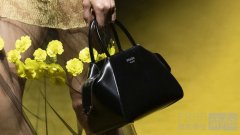 PRADA 2022秋冬系列 SUPERNOVA手袋