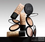 根源控油 绒雾柔焦：NARS「黑科