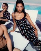 Versace La Vacanza 2023夏日度假系列