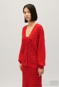 CLAUDIE PIERLOT 欣然推出2024新春胶