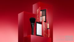 金杏繁花 耀启红运：NARS「杏运