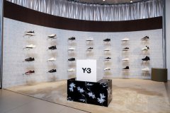 Y-3店铺焕新启幕，探索2024春夏