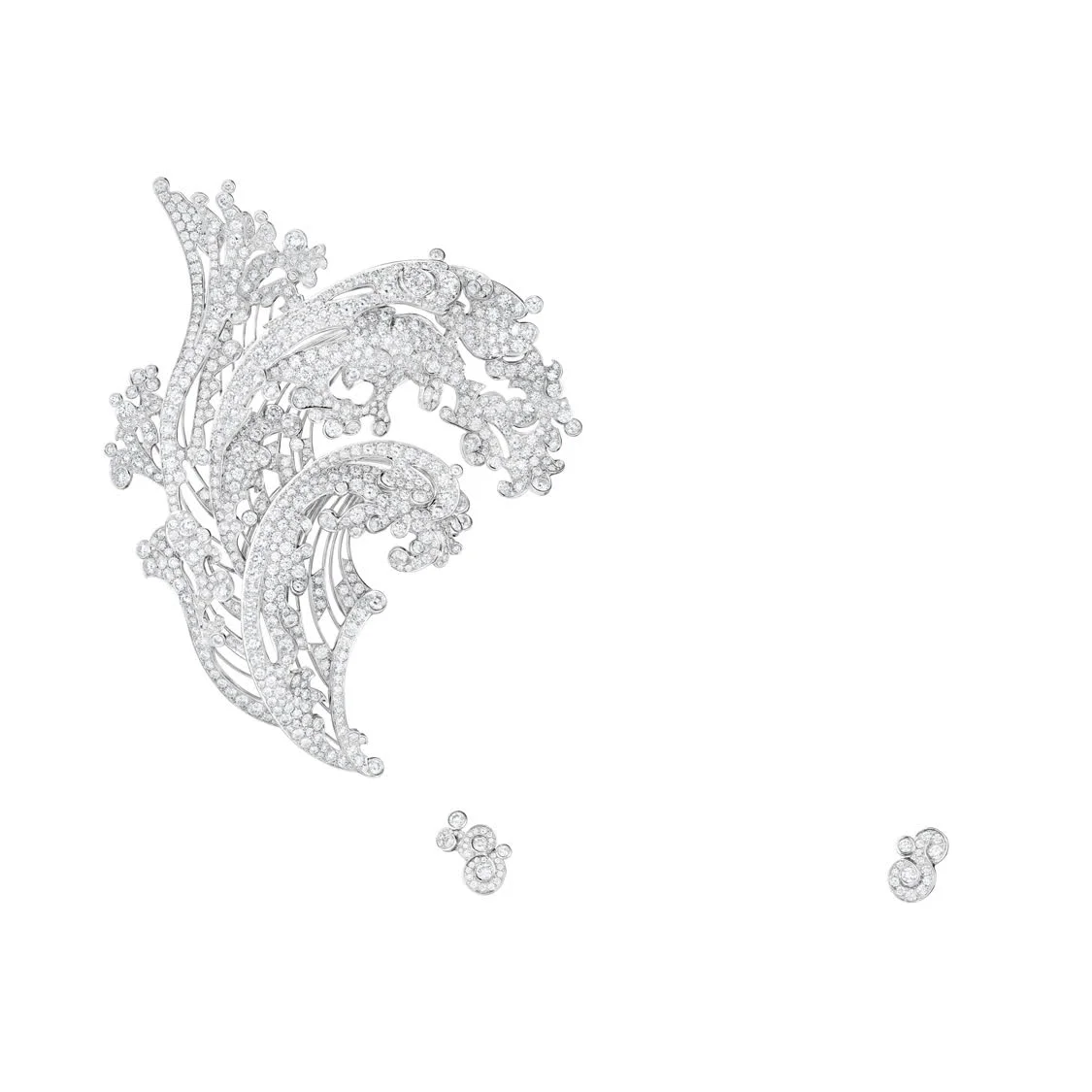 众星佩戴Boucheron宝诗龙全新Carte Blanche, Or Bleu高级珠宝系列耀现第77届戛纳国际电影节