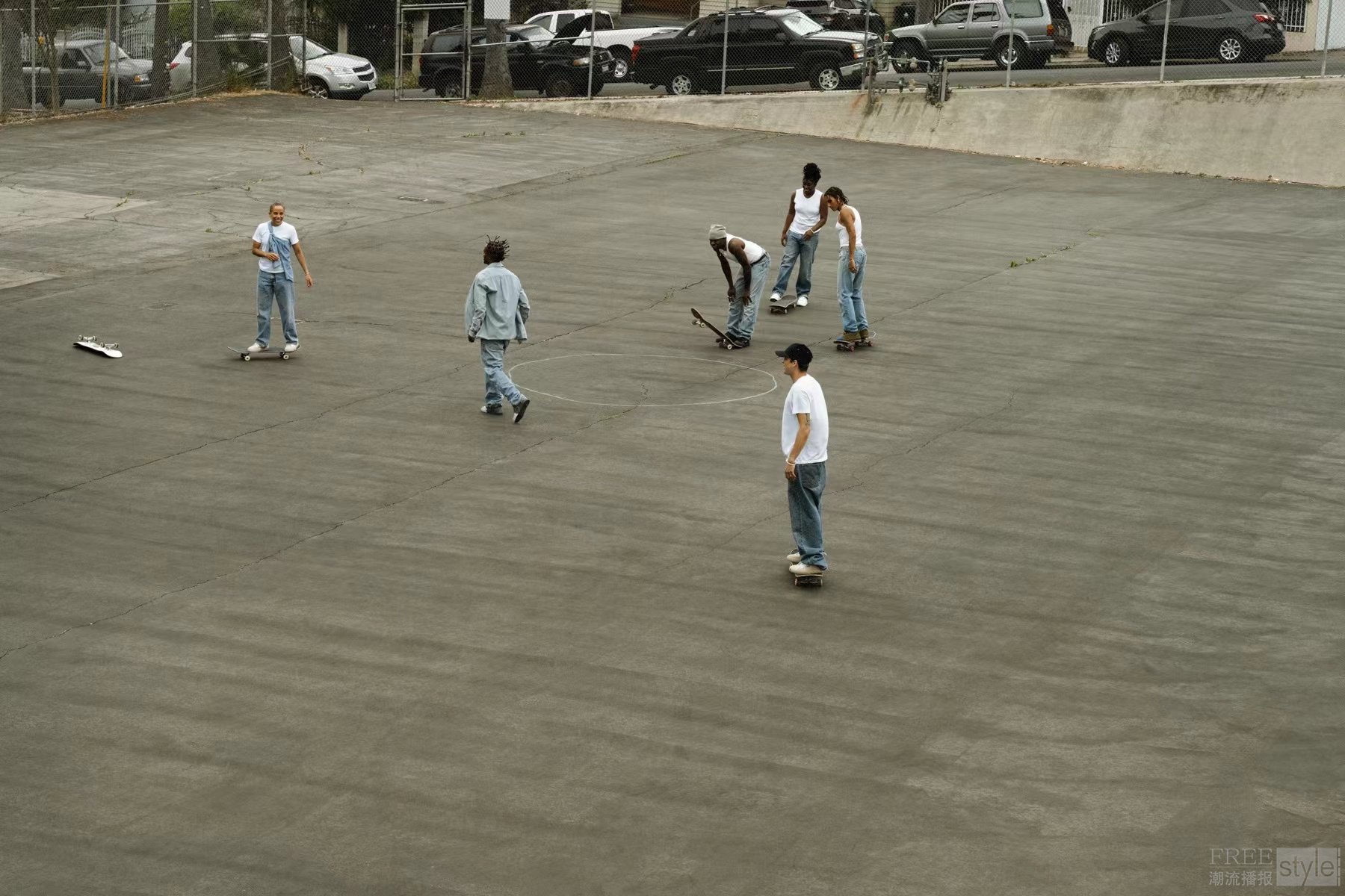 Off-White™推出VULC 779鞋款致敬全球滑板文化图片2