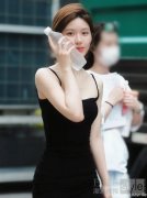 赵露思演绎连卡佛甄选新季魅