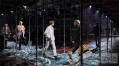 PRADA 2025秋冬男装时装秀 不泯本