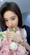 春意渐浓，腕上流光 她们以腕