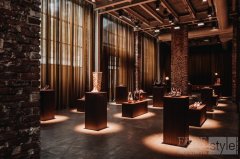 JIMMY CHOO 2025秋季系列