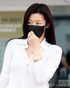 韩国演员全智贤应PIAGET伯爵邀