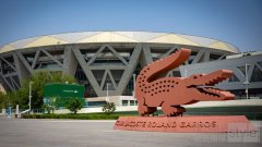与法式风尚同行 LACOSTE 小鳄鱼网球局喊你