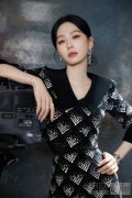 众星佩戴Qeelin麒麟珠宝出席2025腾讯视频鹅