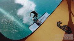 SWATCH NINES SURF 重返德州韦科市，引爆水陆