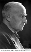 百年徕卡：世纪见证者（1925-2025）一个世