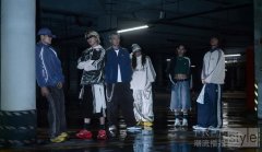 经典向前，摩登逆行 adidas 三条纹服饰新