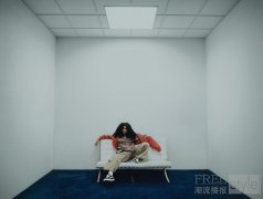 Vans 正式任命 R&B 歌手 SZA 为品牌艺术总监