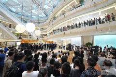 上海ifc商场 夏日艺术盛典 上海彩虹室内