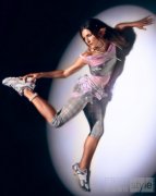 月光织履，美学共生 Saucony索康尼携手 