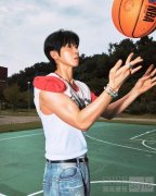 东方神起成员允浩即将携首张正规专辑《