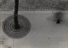 从《单脚行人》到六十年代的《克恩顿大