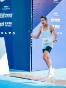 On昂跑签约跑者李健出战上马，打破个人最佳成绩