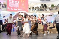 环贸iapm商场「“咚”日雪境Snowy Wonderla