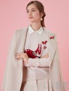 Weekend Max Mara 挚献 2026 新春系列｜以红意跃动，迎