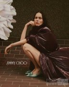 Jimmy Choo推出2026春季女士系列广告大片