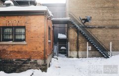 Vans 发布单板滑雪视频《For A Friend》