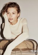 H&M Studio 发布2026春夏 Essentials 胶囊系列