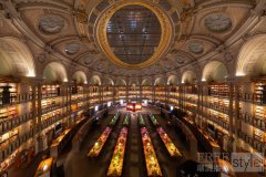 BVLGARI ICONS MINAUDIÈRE系列包袋耀目发布:星