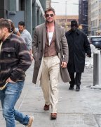 Chris Hemsworth身着dunhill