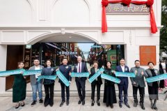 屈臣氏全国首家复古主题快闪店亮相广州