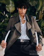 Burberry 轻薄嘎巴甸焕新重塑标志性 Trenc