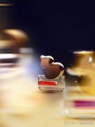 Qeelin麒麟发布首个香水系列 循