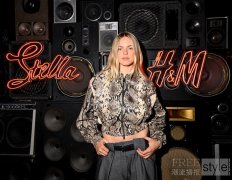 Reneé Rapp、Janelle Monáe与Lila Moss亮相纽约，