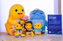 奶龙新品首发：AI玩偶、治愈盲盒、新书