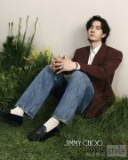 JIMMY CHOO 发布2026夏日衣橱系列广告大片