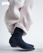 CAMPER × ISSEY MIYAKE 推出全新鞋款 Anna